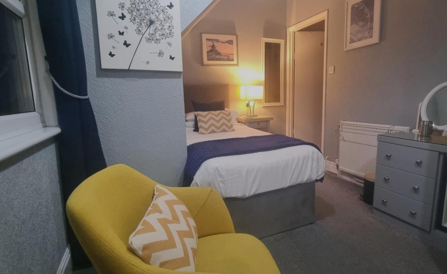 Ebor Lodge Eastbourne Eksteriør billede