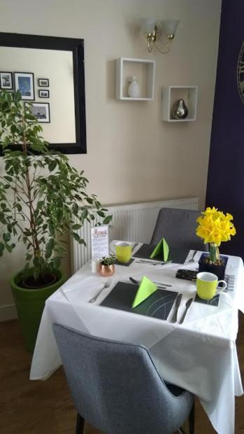 Ebor Lodge Eastbourne Eksteriør billede